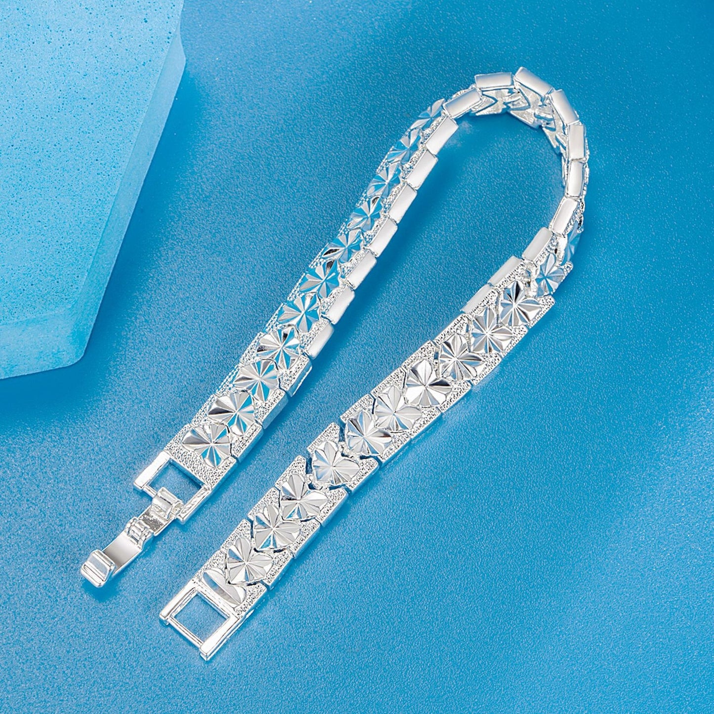 Internet-famous Peach Heart-shaped Buckle Exquisite Bracelet