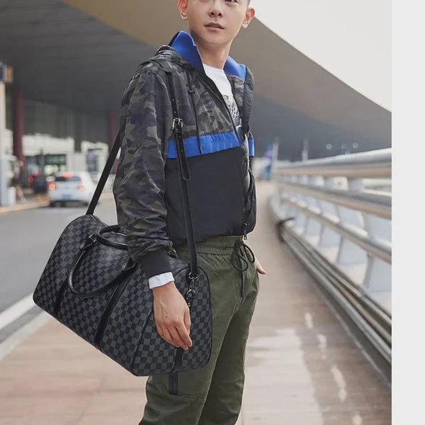 Waterproof Duffle Bag for Men, Large Capacity Travel Gym Bag, Vintage Leather Sports Duffel Bag with Shoulder Strap