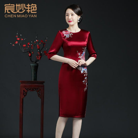 Elegant Burgundy Mother of the Bride Dress for Wedding Reception & Formal Banquet