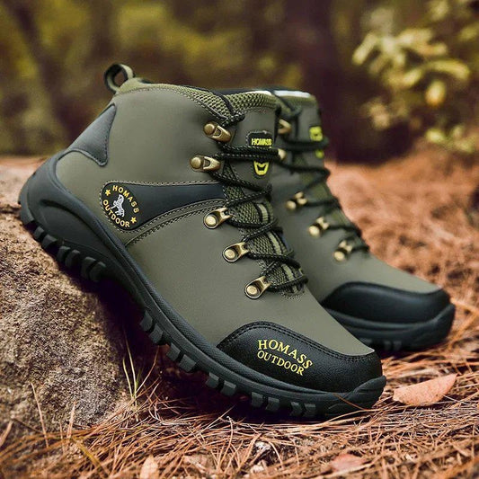 Men’s Outdoor Hiking Boots – Large Size, Durable Trekking & Combat Shoes for Autumn and Winter