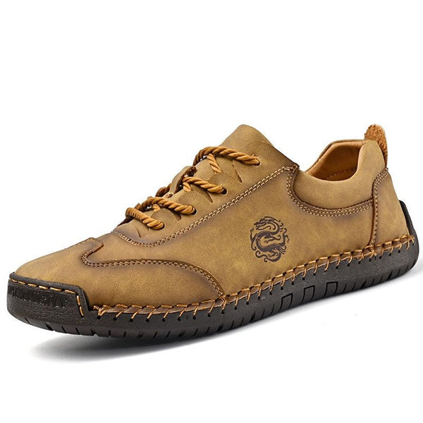 Men's Casual Driving Shoes Hand-Stitched Moccasins Slip-On Loafers for Outdoor Comfort