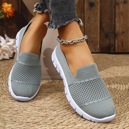 Comfortable Knit Running Shoes for Women, Lightweight Slip-On Walking Sneakers with Breathable Mesh