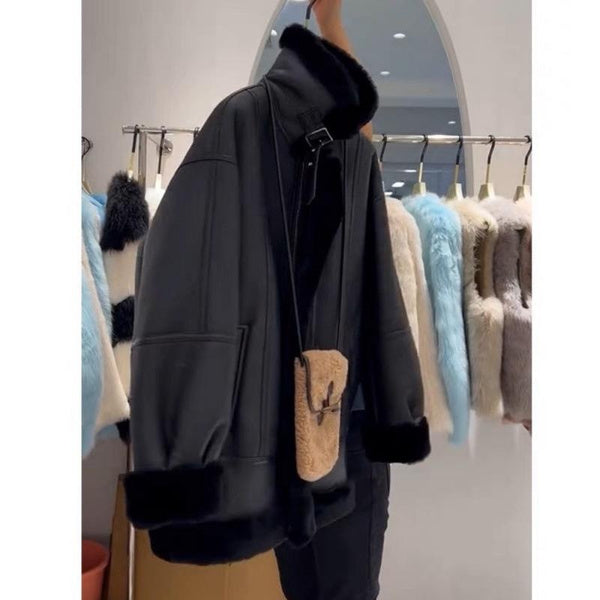 Luxury Shearling Leather Jacket Women's Black Faux Fur Coat Vintage Biker Style Winter Warm Oversized Outerwear