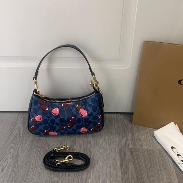 COACH Teri Underarm Bag: Premium Light Luxury Shoulder & Crossbody Purse