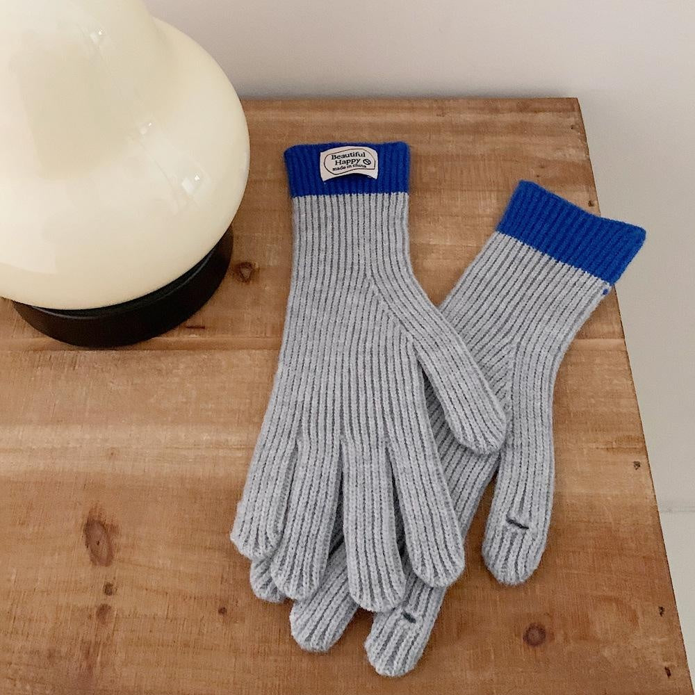 Touchscreen Winter Knitted Gloves - Warm Fleece Lined Cold Weather Mittens for Outdoor Activities