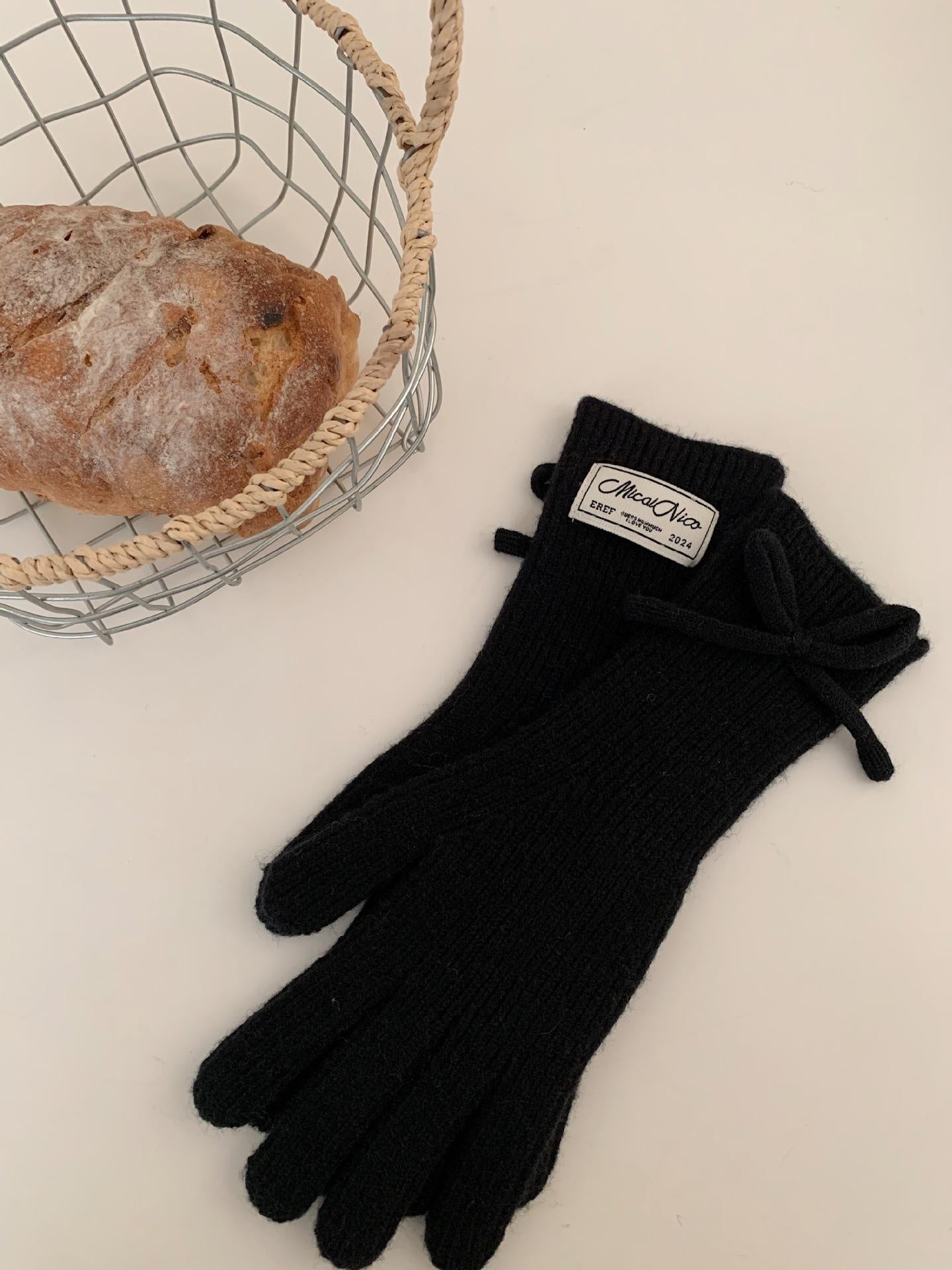 Touchscreen Winter Knitted Gloves - Warm Fleece Lined Cold Weather Mittens for Outdoor Activities