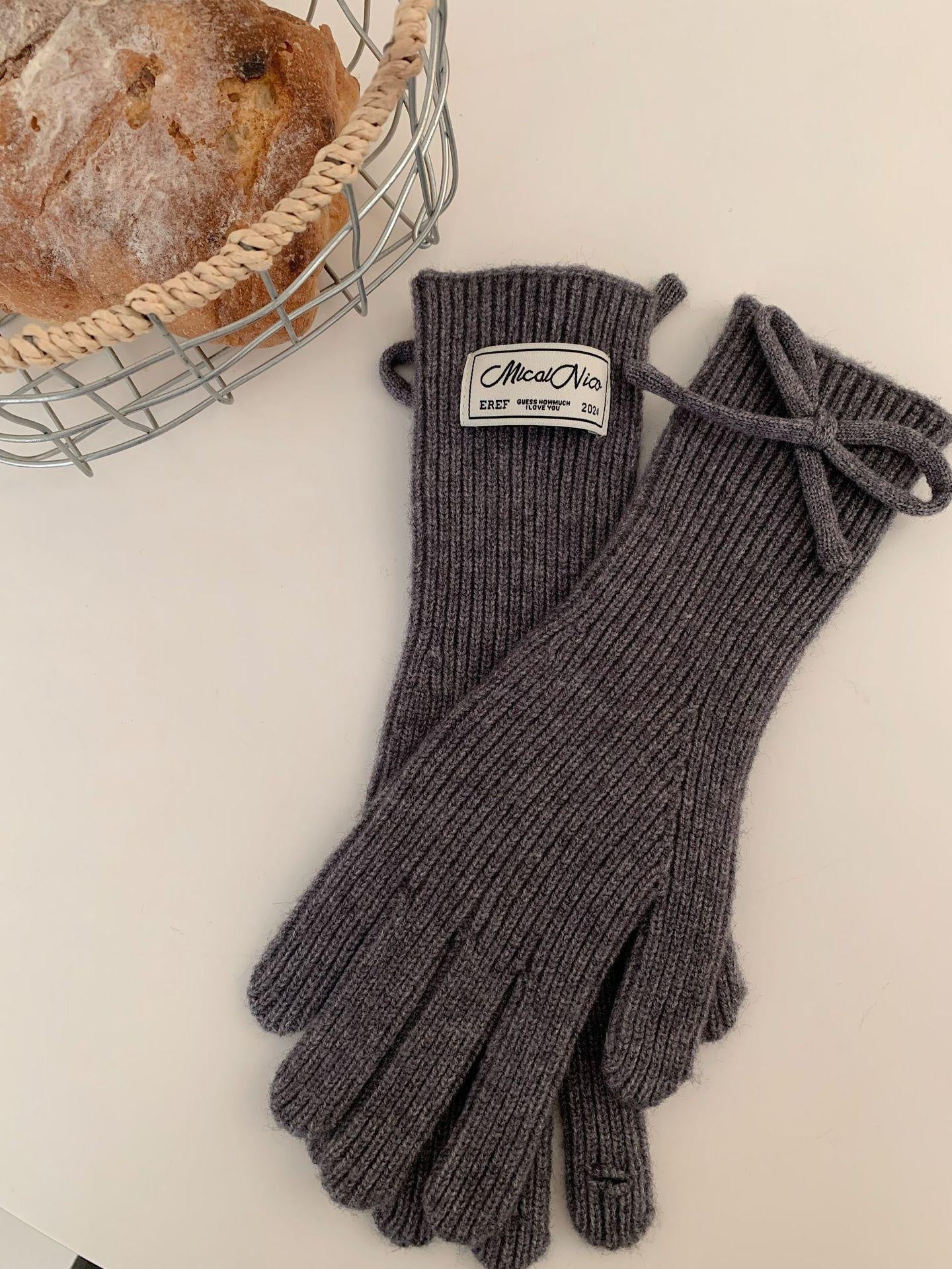 Touchscreen Winter Knitted Gloves - Warm Fleece Lined Cold Weather Mittens for Outdoor Activities