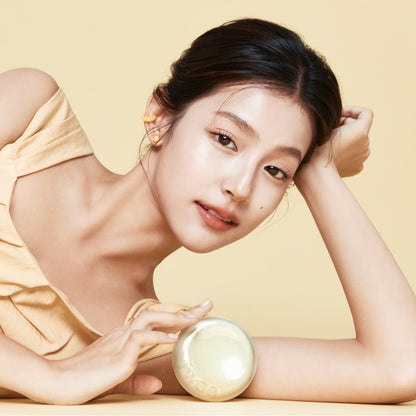 fwee Cushion Egg Fit Cover (5 Colors) เนรมิตผิวเรียบเนียนไร้ที่ติด้วยคุชั่นเนื้อแมตต์กำมะหยี่ (Semi-matte) ที่ให้การปกปิดขั้นสุด พร้อมฟินิชผิวสวยเงางามอย่างเป็นธรรมชาติ ให้ผิวดูเนียนกริบเหมือนปอกไข่ ติดทนนานตลอดวัน #คุชั่นผิวเรียบเนียน_에그핏커버