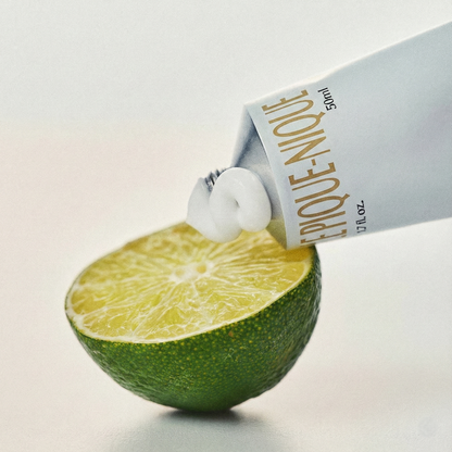 VINŌIR DECANTING HAND CREAM SET