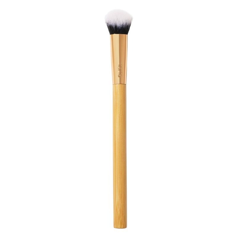 Tarte concealer paw brush - angled for seamless application