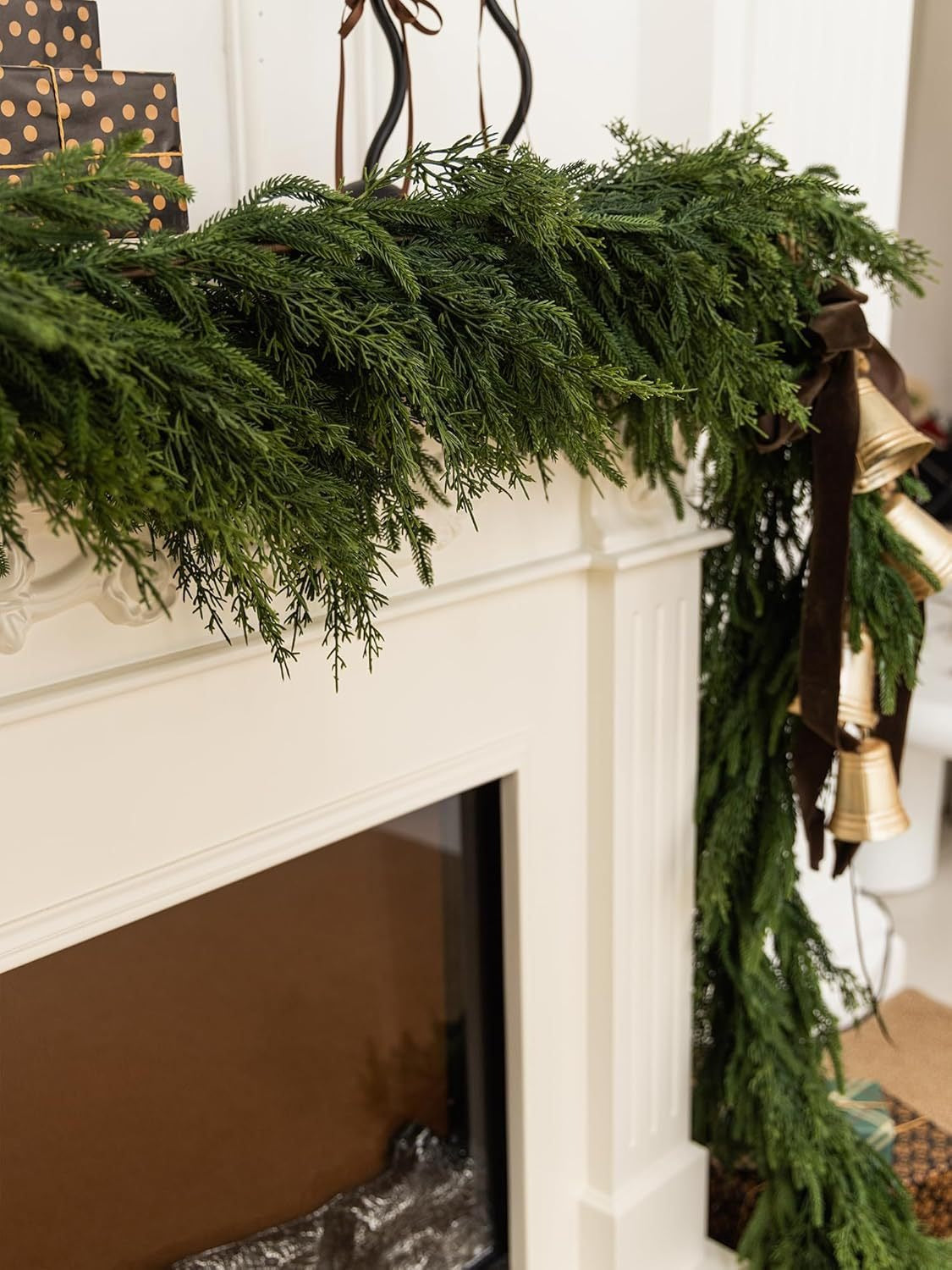 6 FT 2 Pcs Artificial Cedar Garlands, Real Touch Winter Cedar Garland, Green Artificial Greenery Pine Garland for Table, Mantle, Wall, Indoor, Outdoor Christmas Decorations (2, 6 FT)